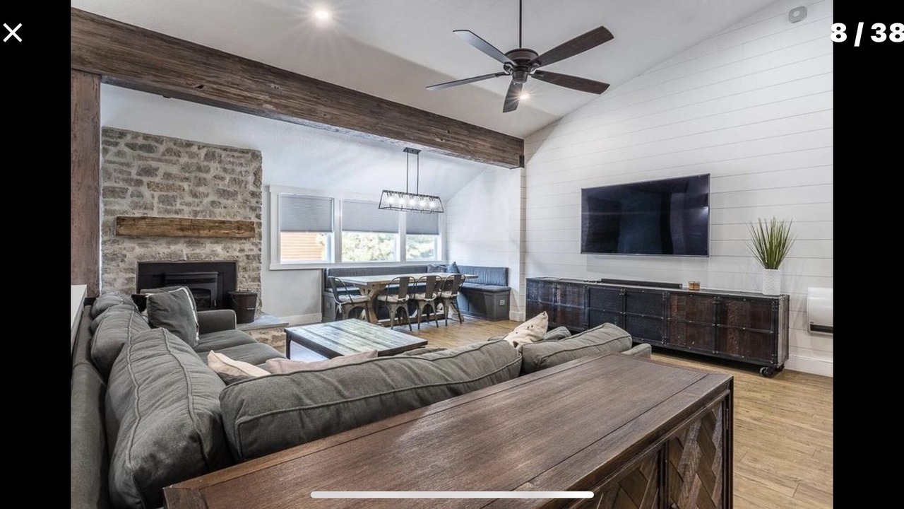 Photo of Livingroom in Mammoth Lakes
