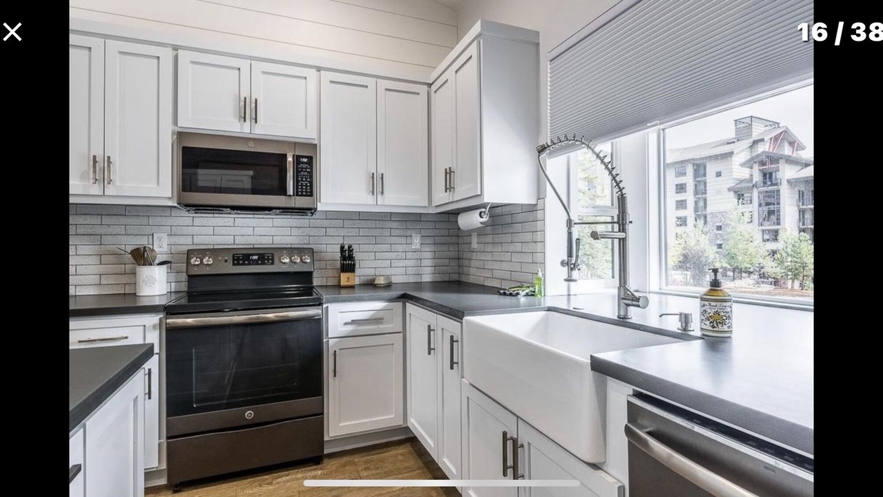 Photo of Kitchen in Mammoth Lakes