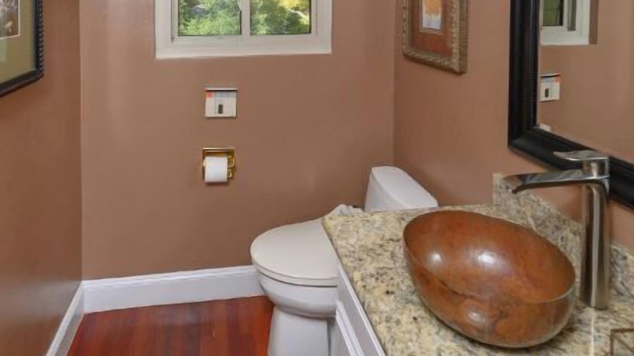 Photo of Bathroom in Northwood - Tara