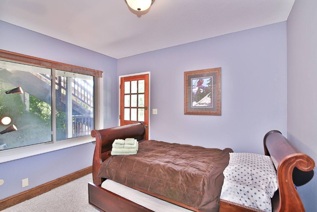 Photo of Bedroom in Northwood - Tara