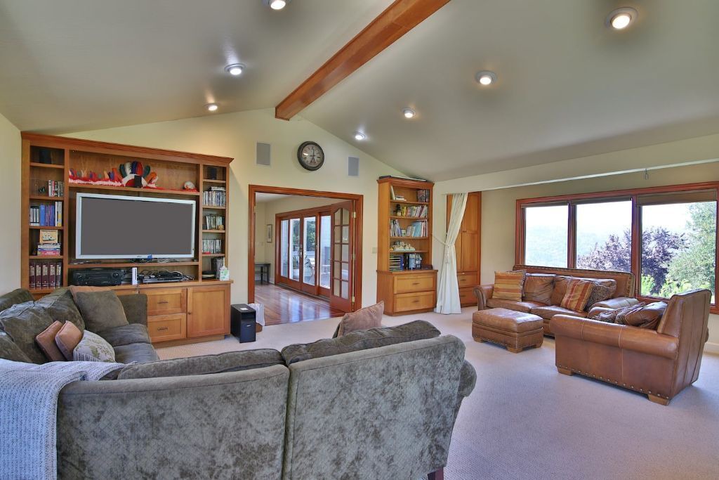 Photo of Livingroom in Northwood - Tara