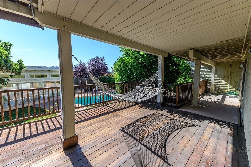 Photo of Patio Balcony in Northwood - Tara