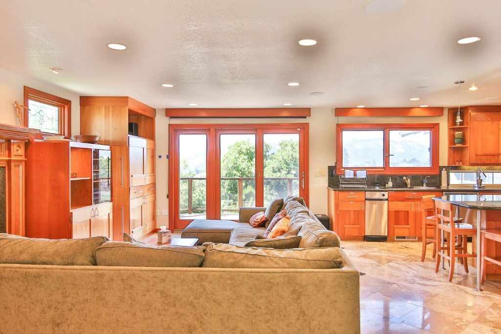 Photo of Livingroom in Northwood - Tara