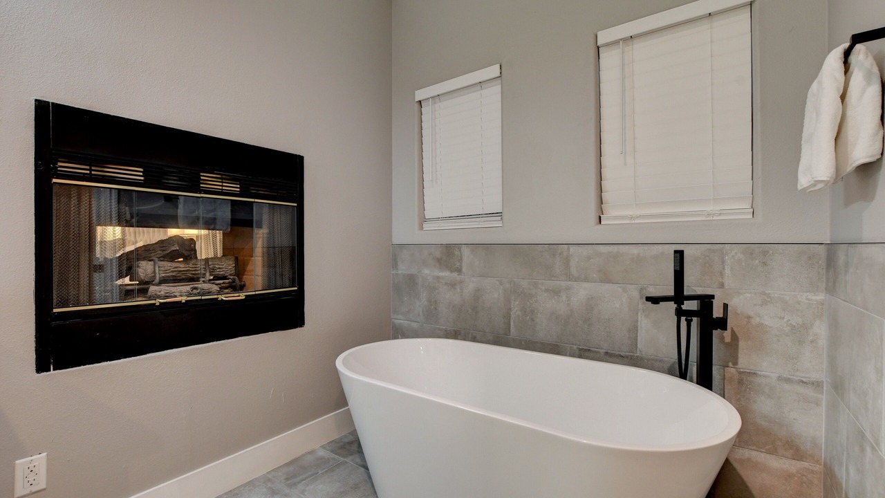 Photo of Bathroom in Green Valley