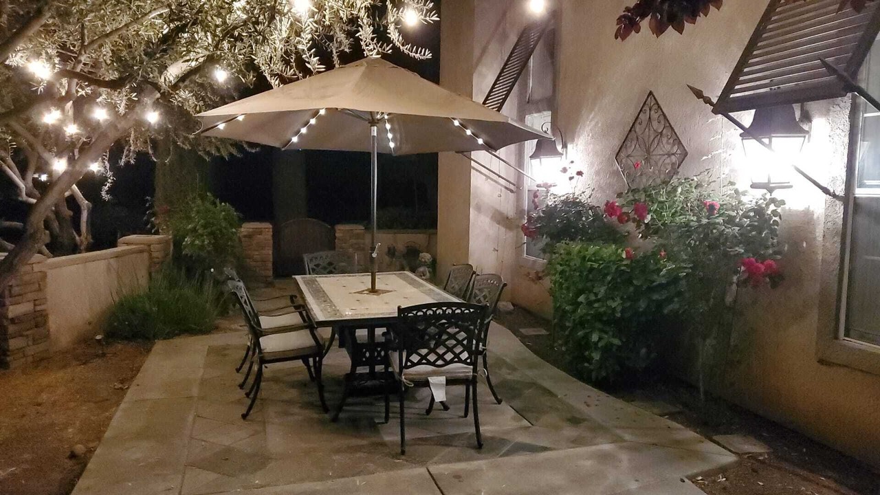 Photo of Outdoor in Raisin
