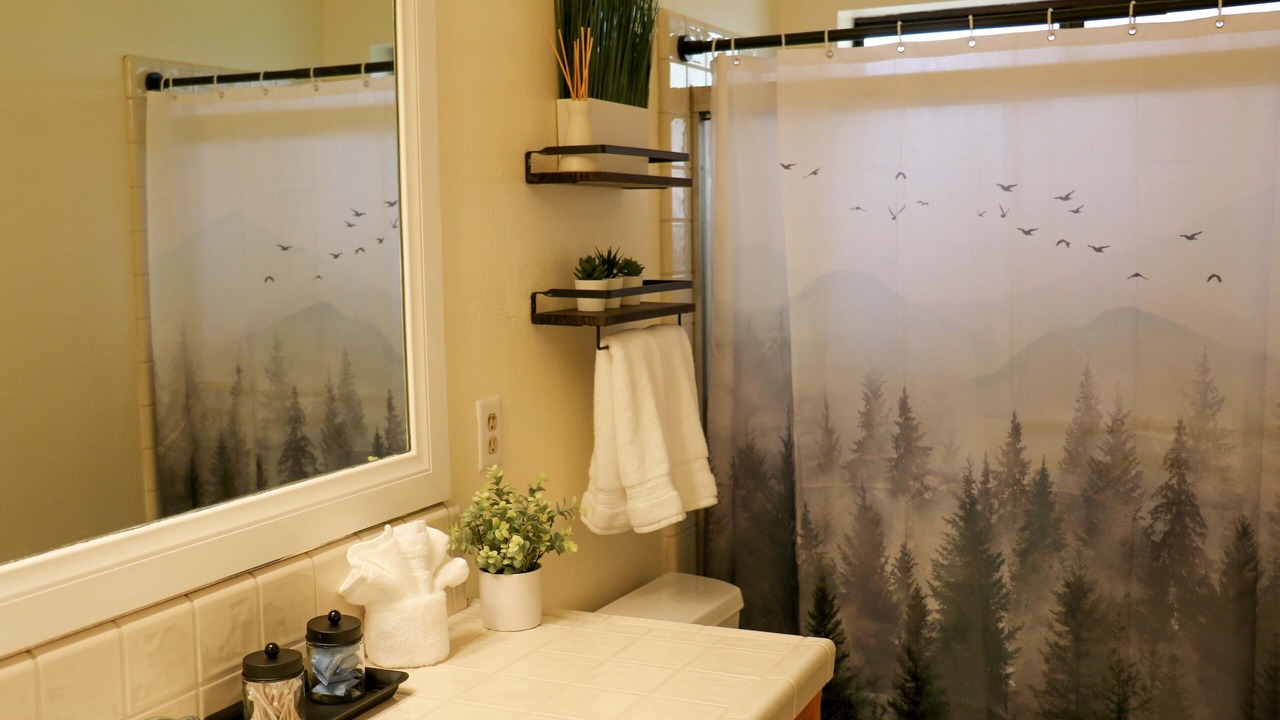 Photo of Bathroom in Kernville