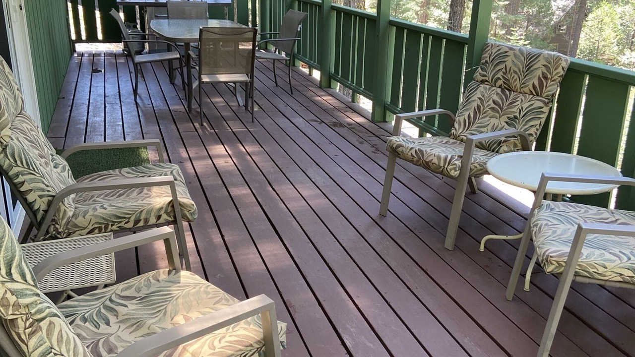 Photo of Outdoor in Strawberry