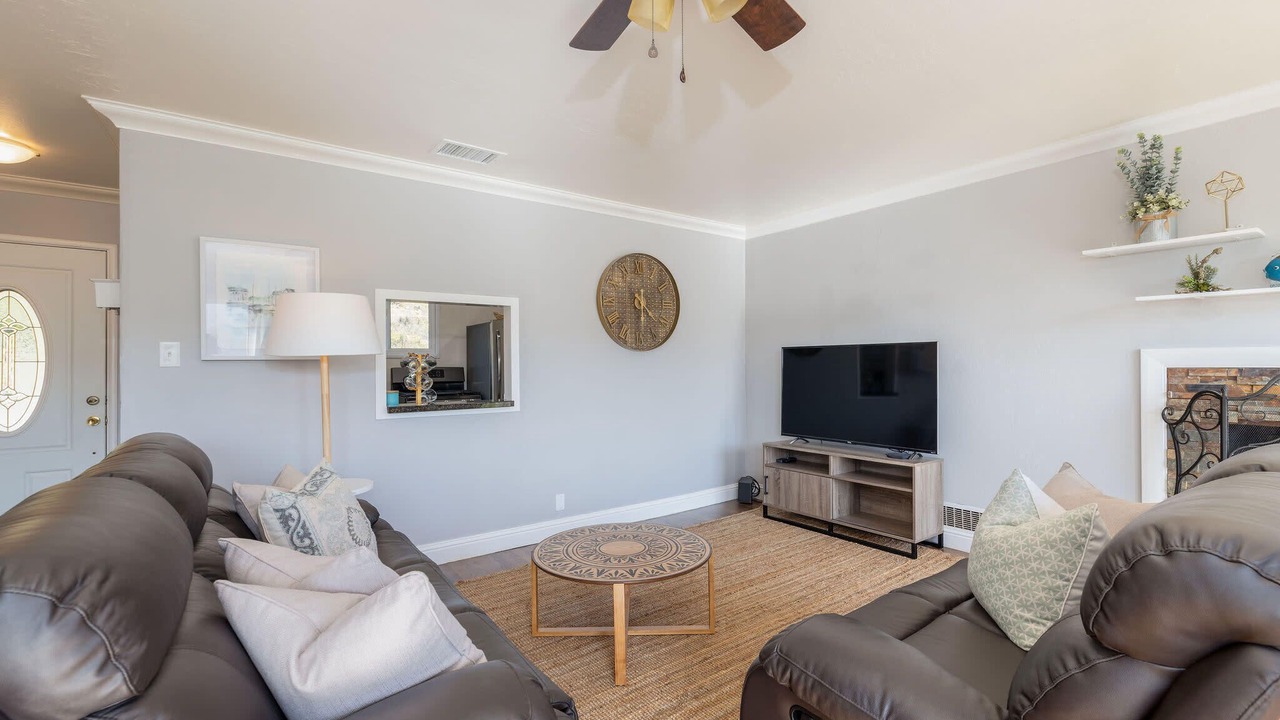 Photo of Livingroom in Linda Mar
