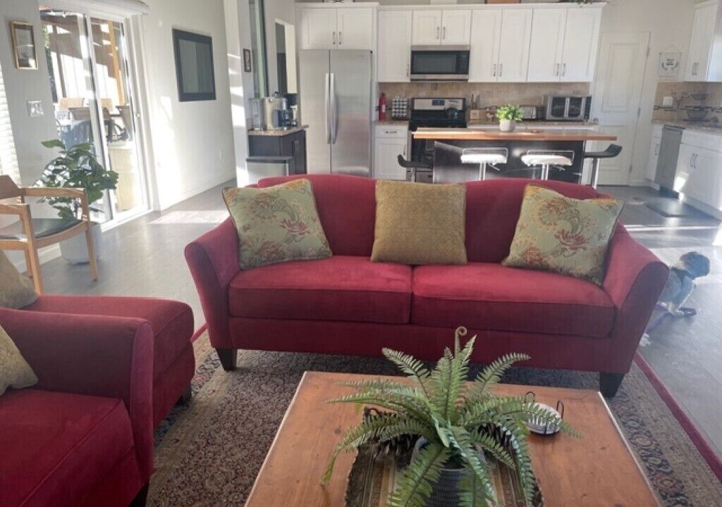 Photo of Livingroom in Pine Mountain Club