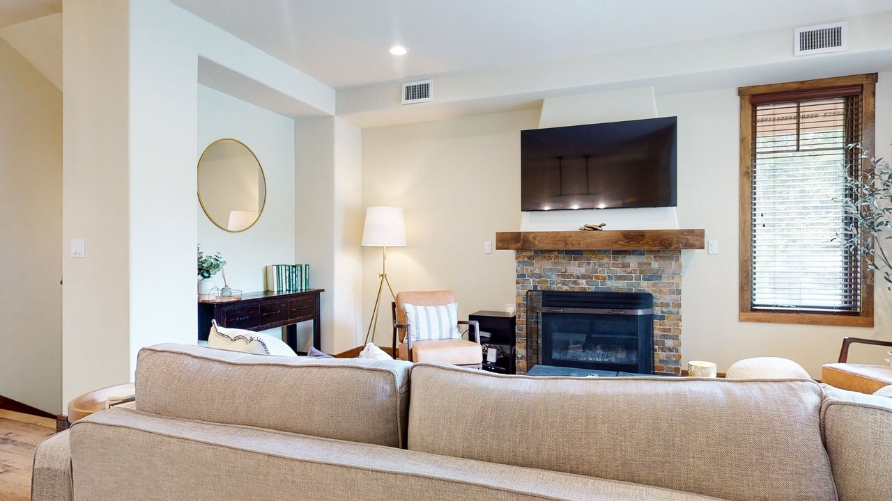 Photo of Bedroom in Woodwinds