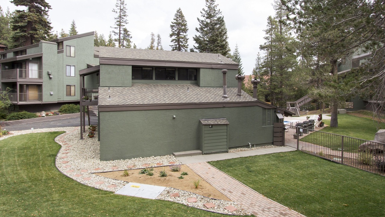 Photo of Outdoor in Mammoth Lakes