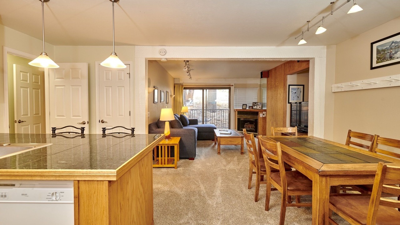 Photo of Kitchen in Mammoth Lakes