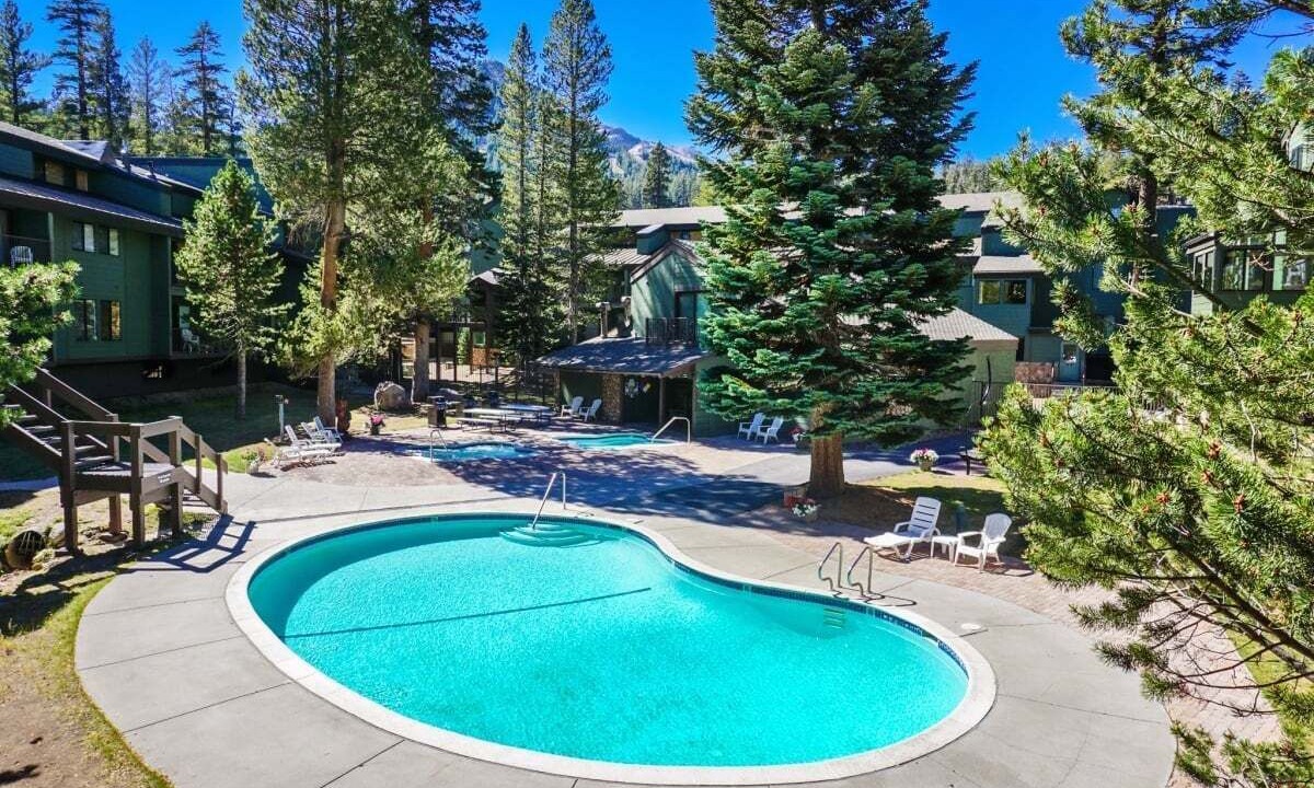 Photo of Outdoor in Mammoth Lakes