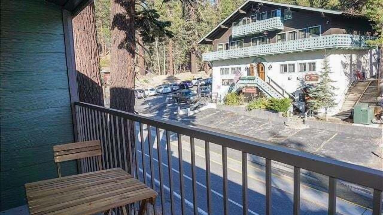 Photo of Outdoor in Mammoth Lakes