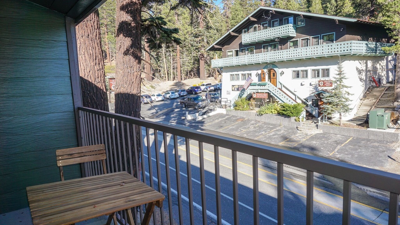 Photo of Patio Balcony in Mammoth Lakes
