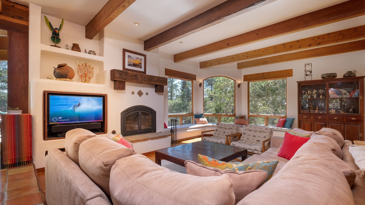 Photo of Livingroom in Marine Terrace