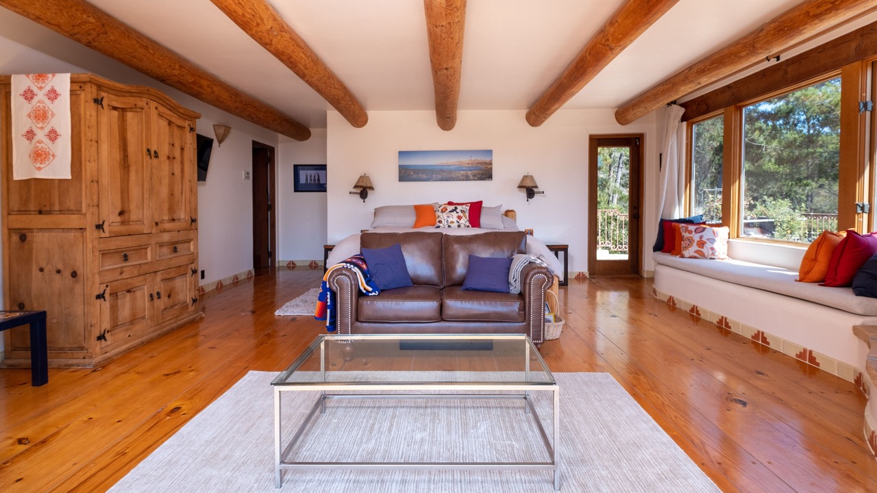 Photo of Livingroom in Marine Terrace