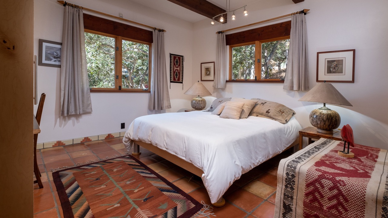 Photo of Bedroom in Marine Terrace