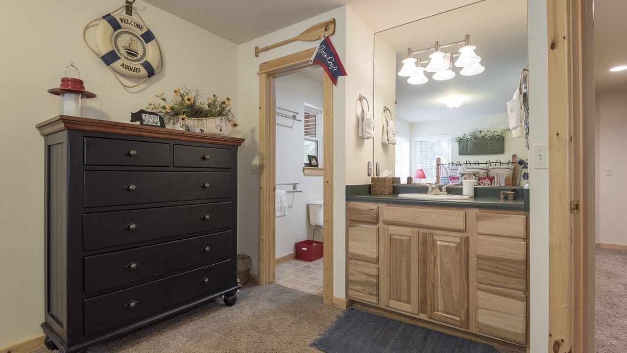 Photo of Bathroom in Chamberlands