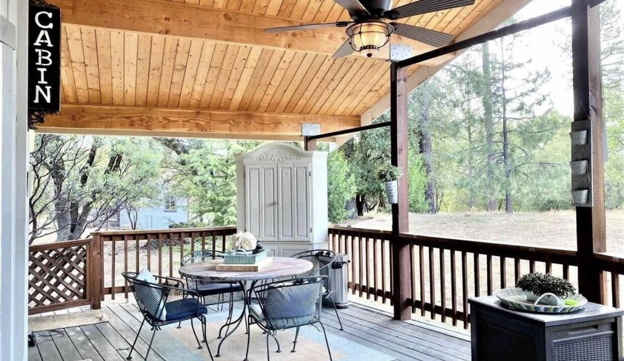 Photo of Outdoor in Groveland