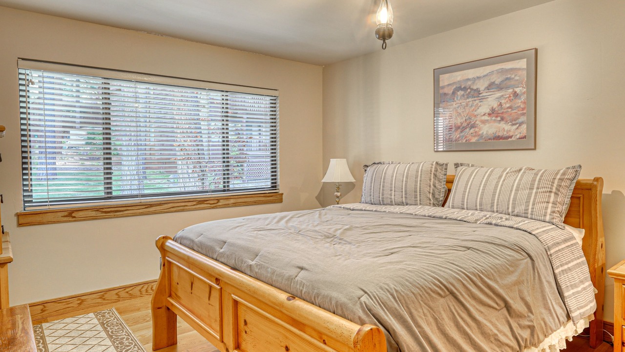 Photo of Bedroom in Zephyr Cove