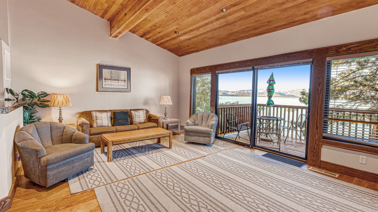 Photo of Livingroom in Zephyr Cove