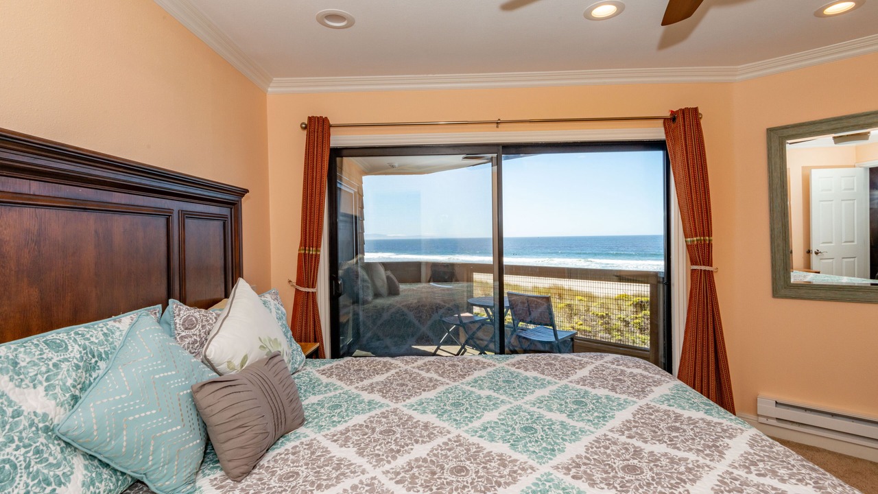 Photo of Bedroom in La Selva Beach