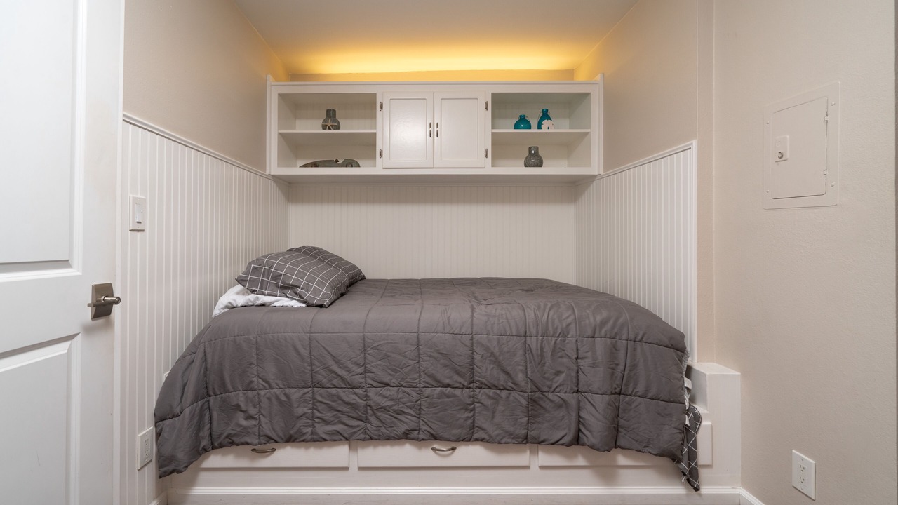 Photo of Bedroom in Santa Ana Heights