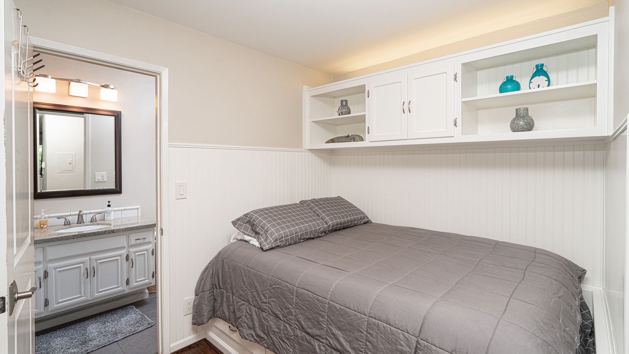 Photo of Bedroom in Santa Ana Heights