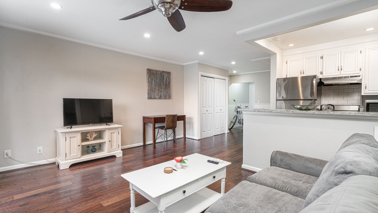 Photo of Livingroom in Santa Ana Heights