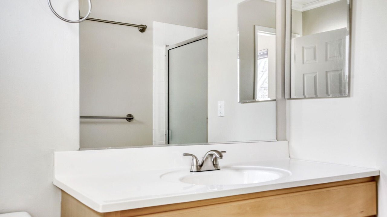 Photo of Bathroom in Mountain View