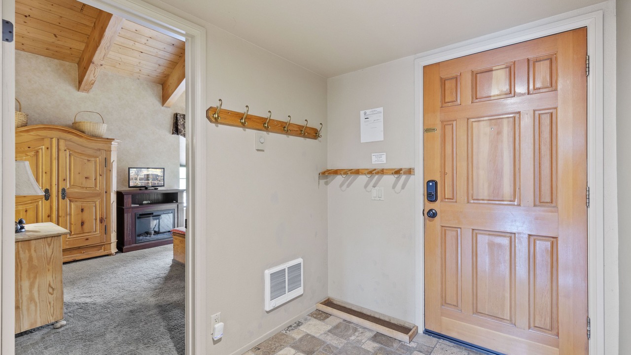 Photo of Bedroom in June Lake