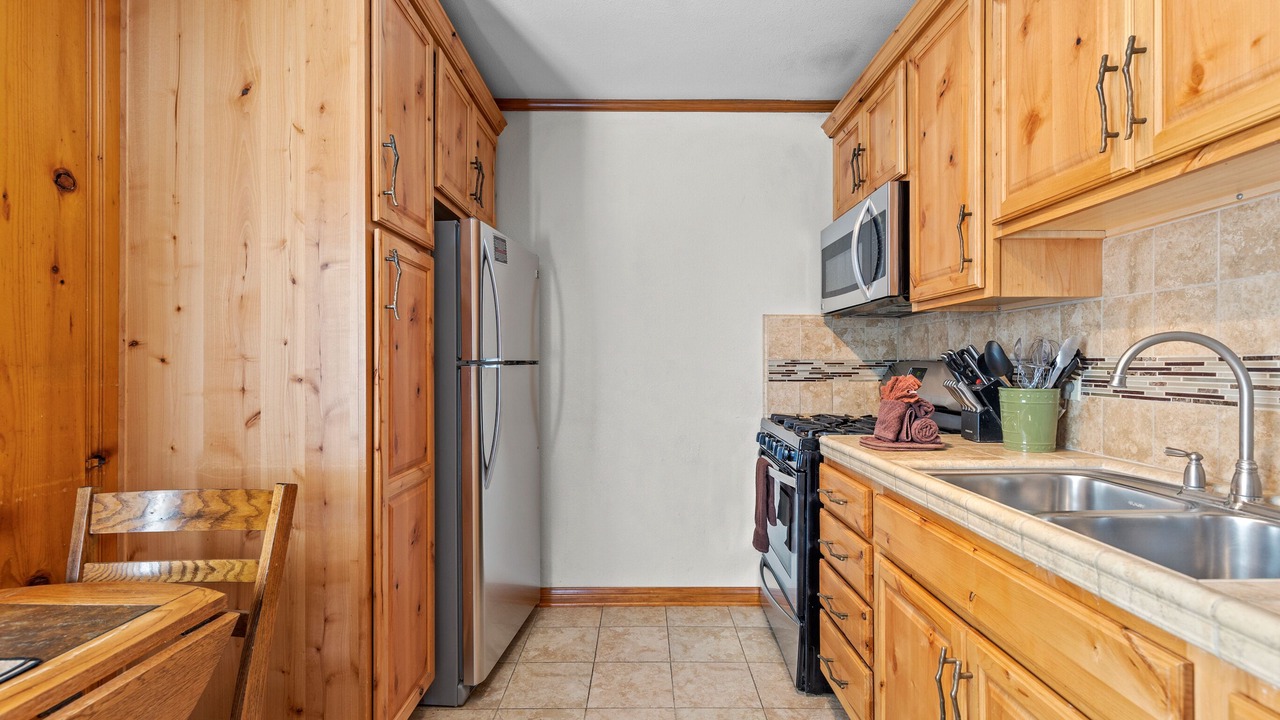 Photo of Kitchen in June Lake