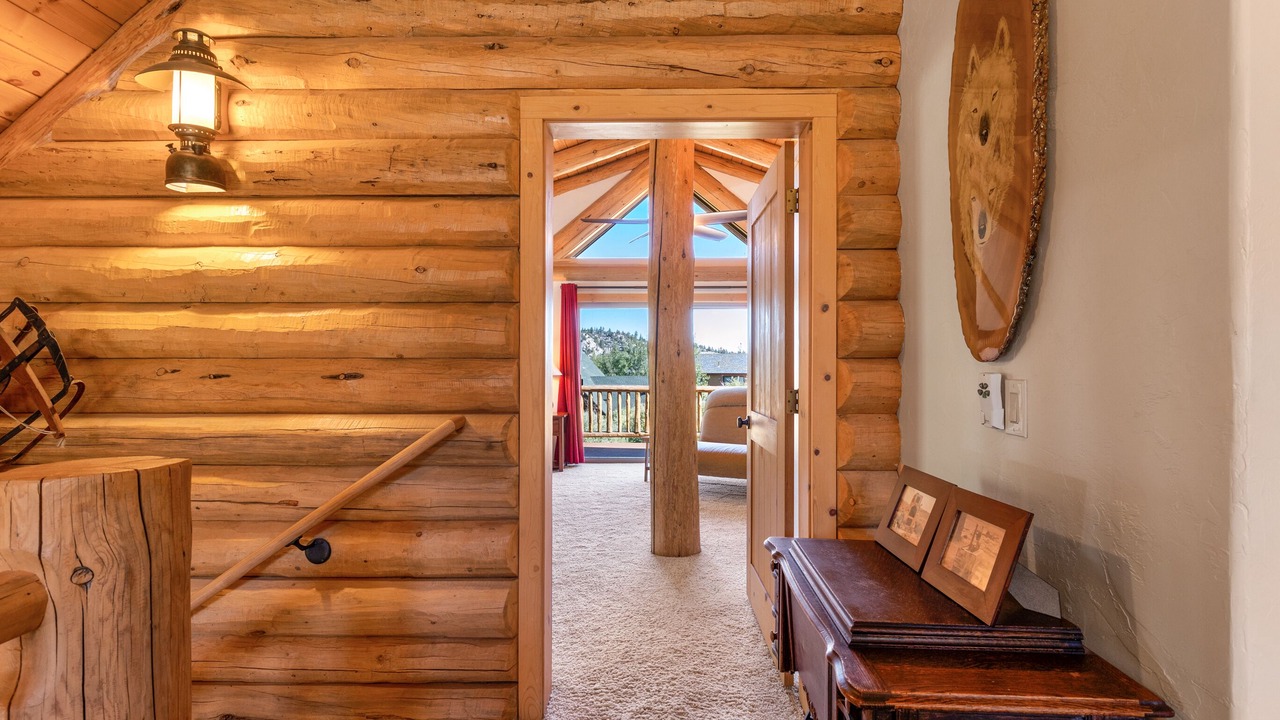 Photo of Bedroom in June Lake