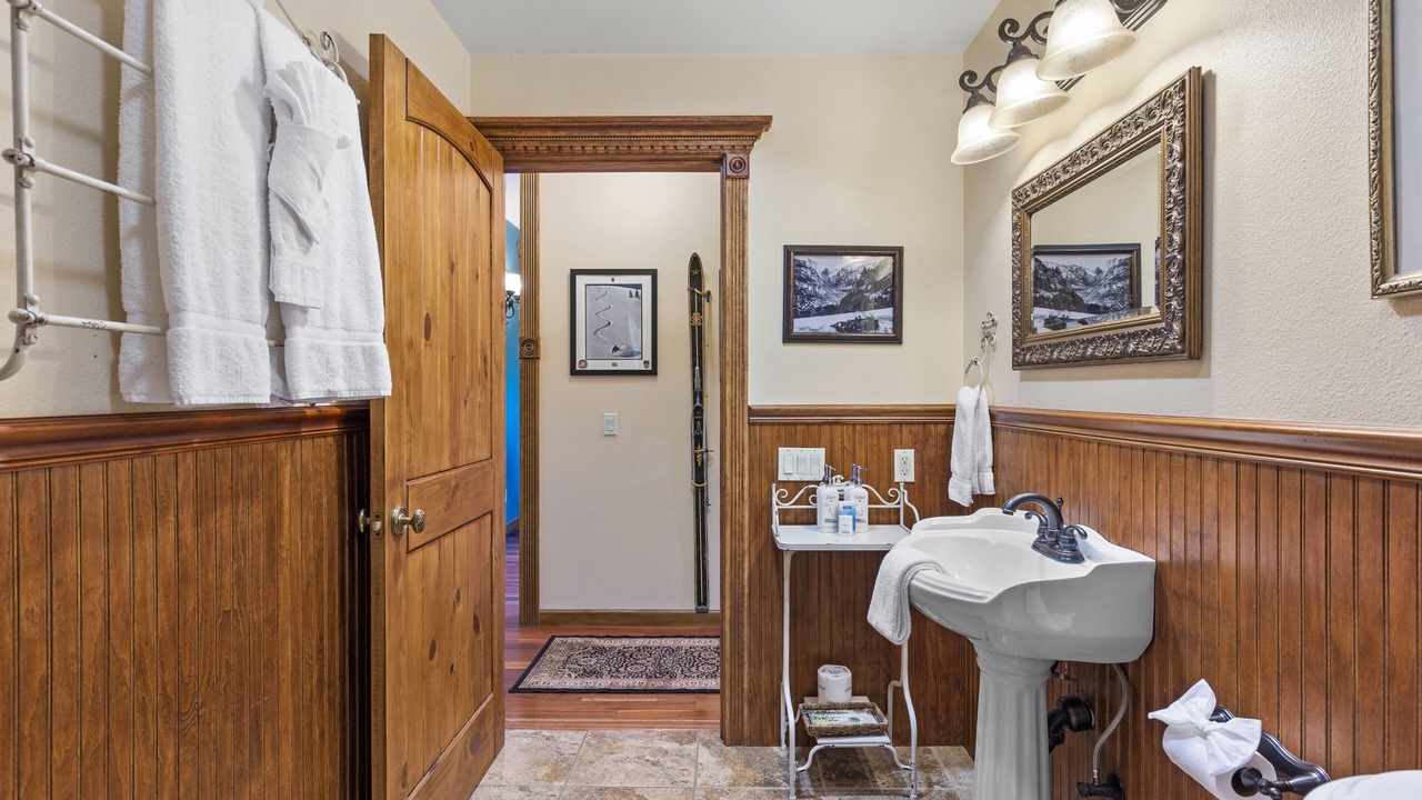 Photo of Bathroom in June Lake