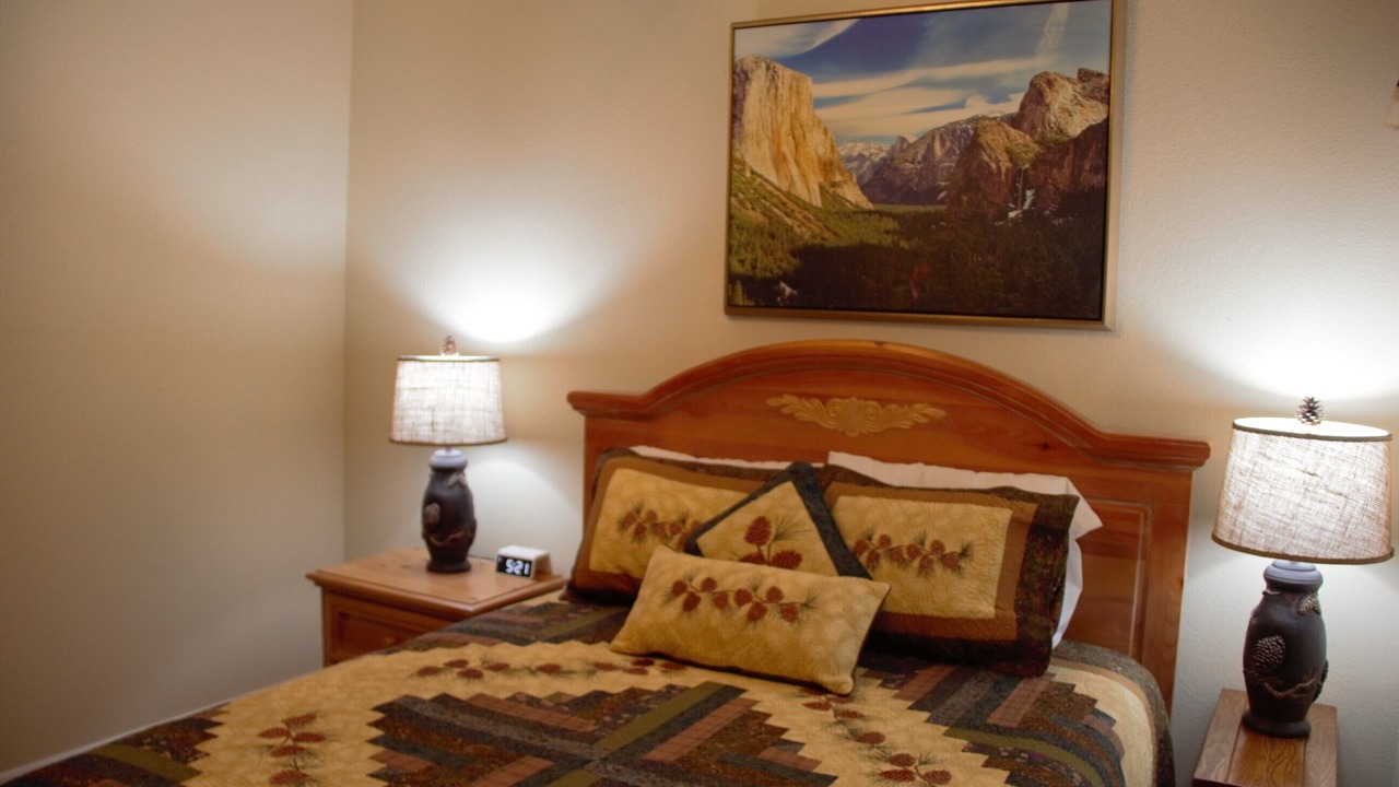 Photo of Bedroom in Shaver Lake