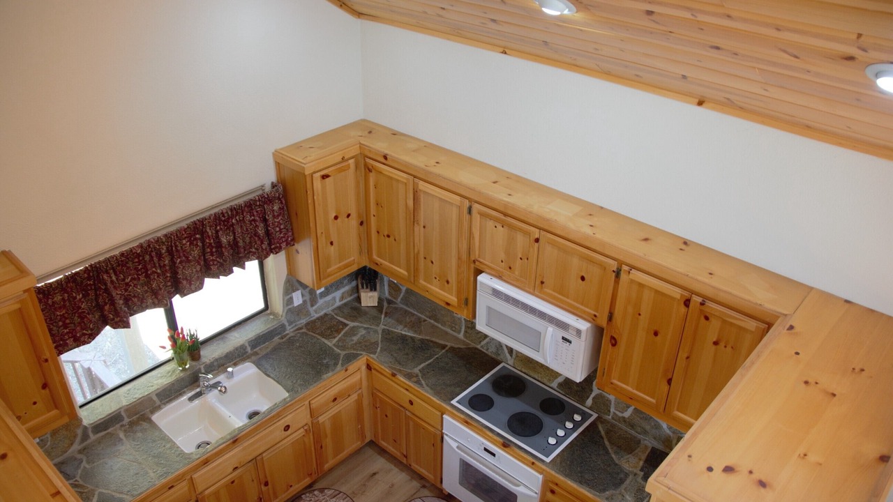 Photo of Kitchen in Shaver Lake