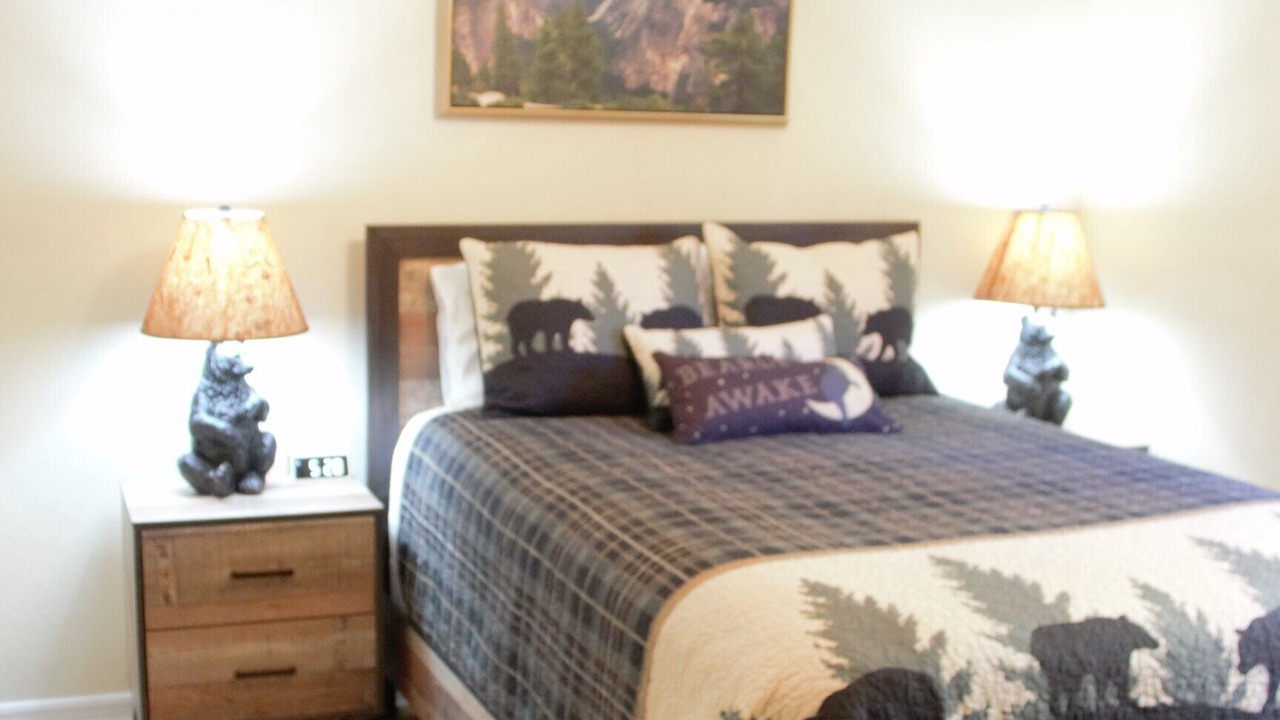 Photo of Bedroom in Shaver Lake