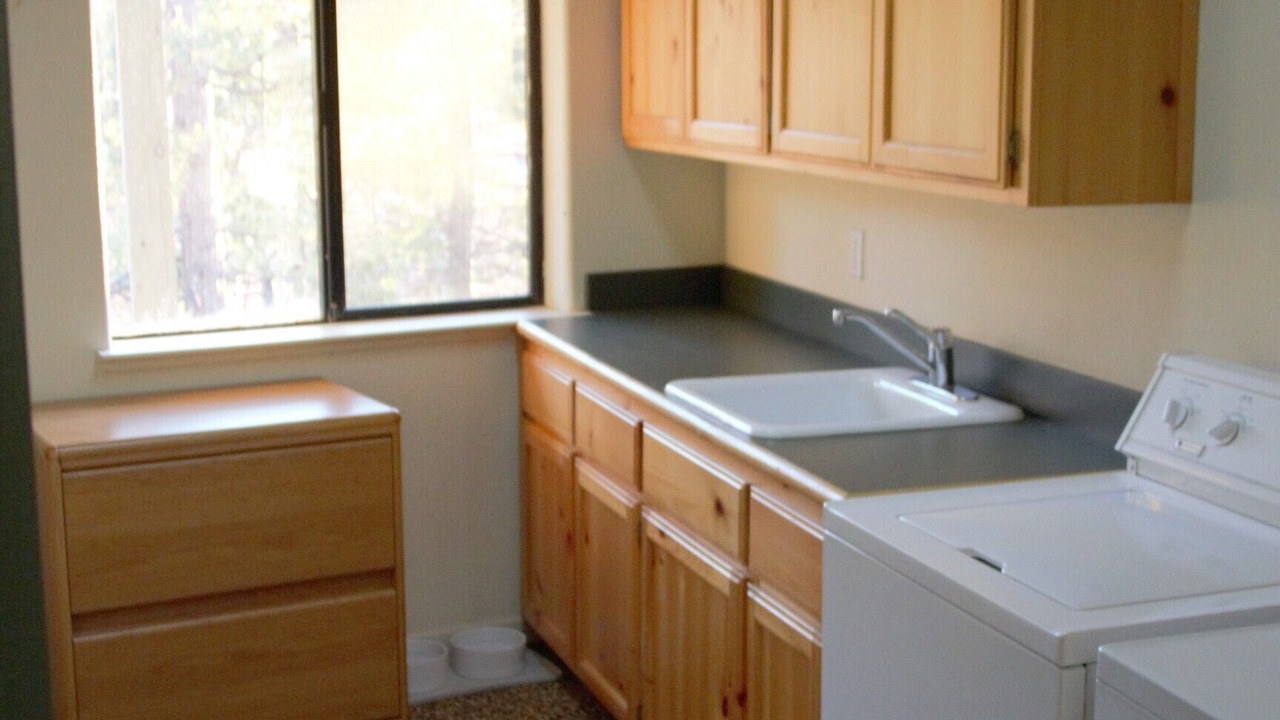 Photo of Kitchen in Shaver Lake