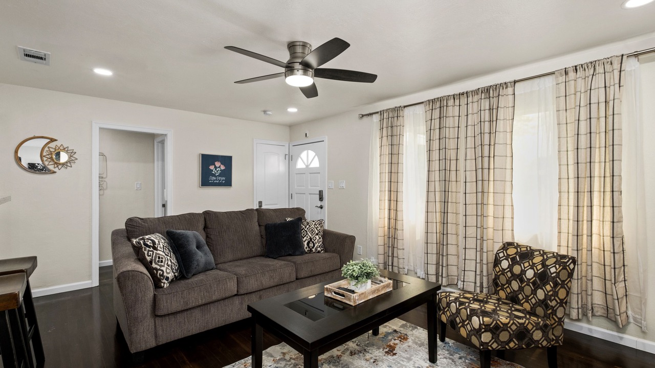 Photo of Livingroom in Fresno
