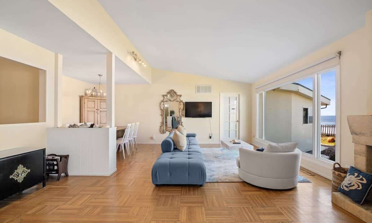 Photo of Livingroom in Sharp Park