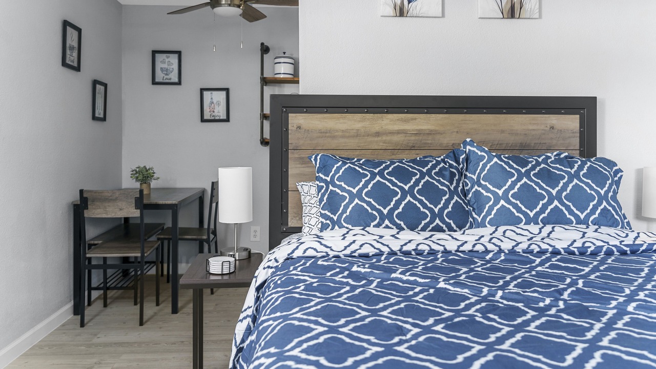 Photo of Bedroom in Riviera - Westchester