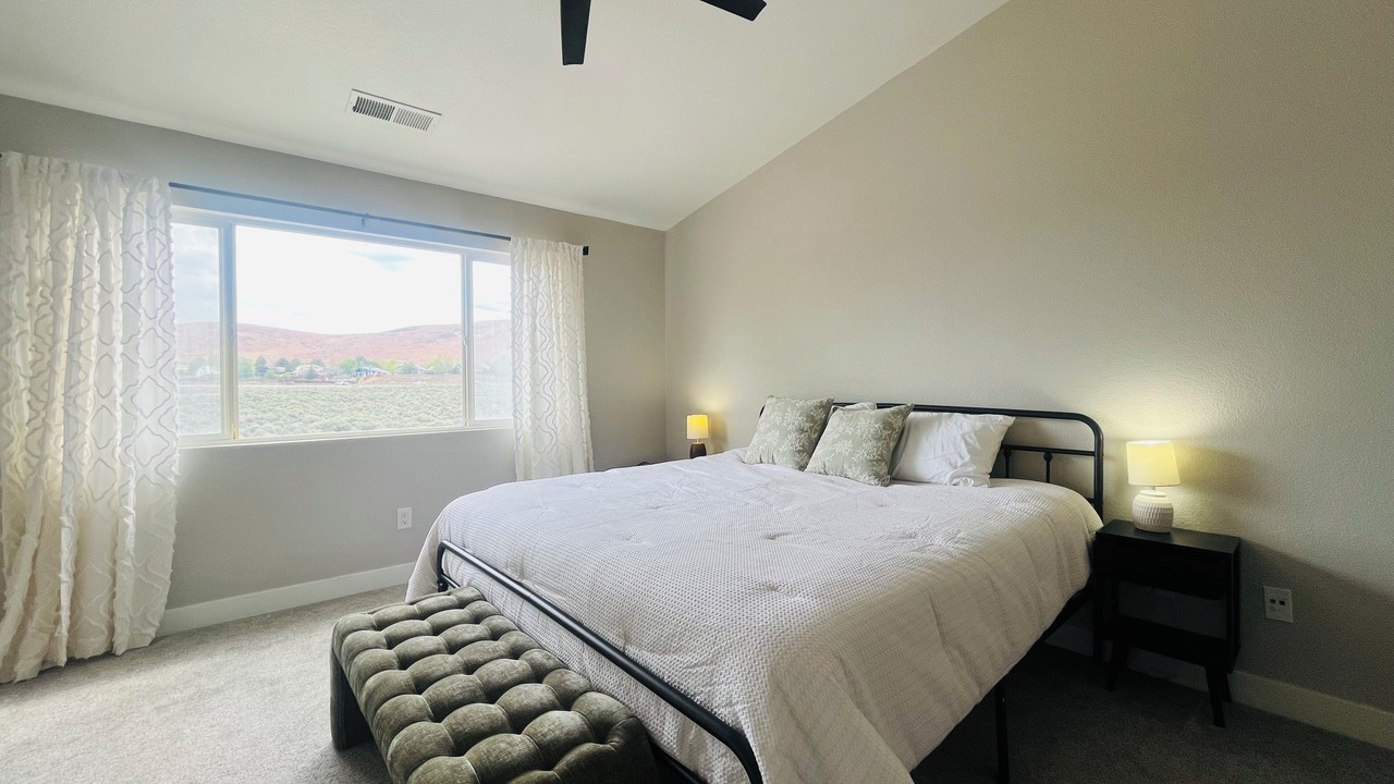 Photo of Bedroom in Sparks