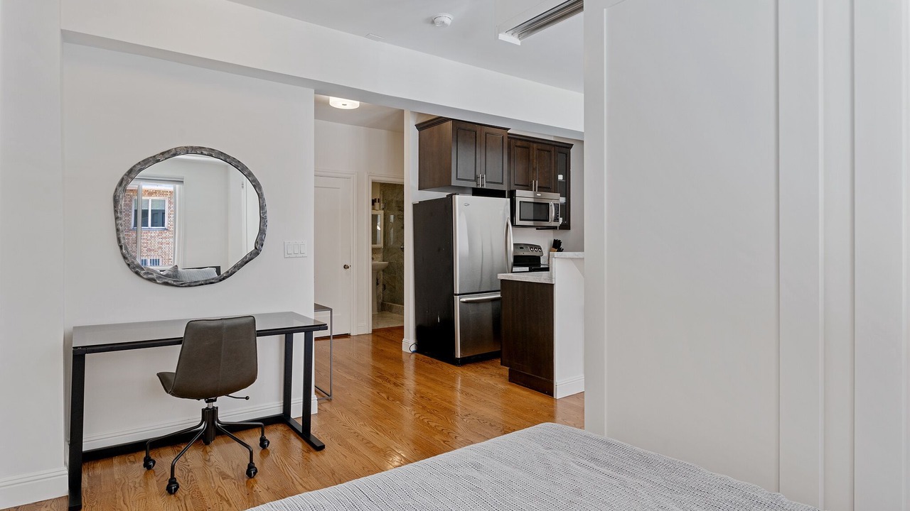 Photo of Bedroom in Financial District