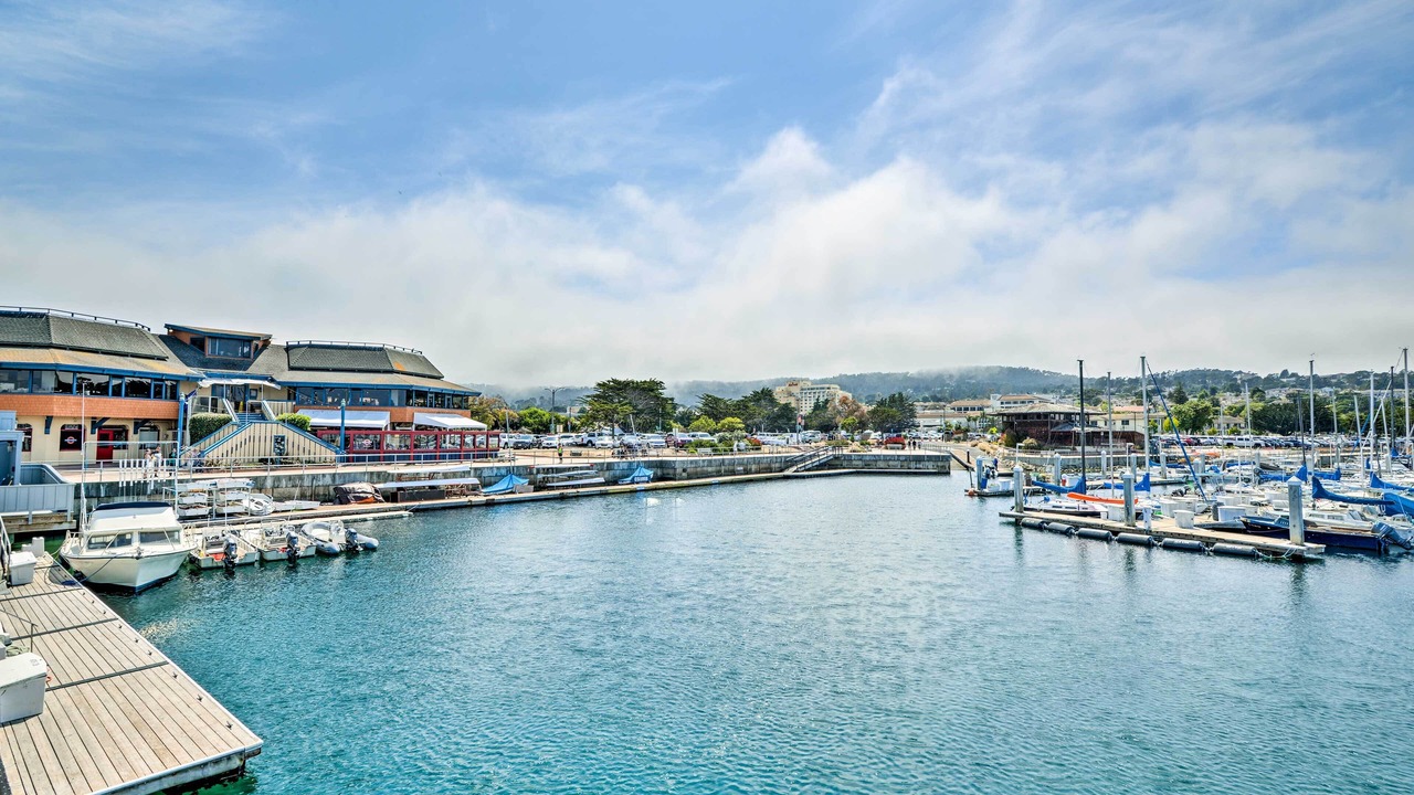 Photo of Others in Downtown Monterey