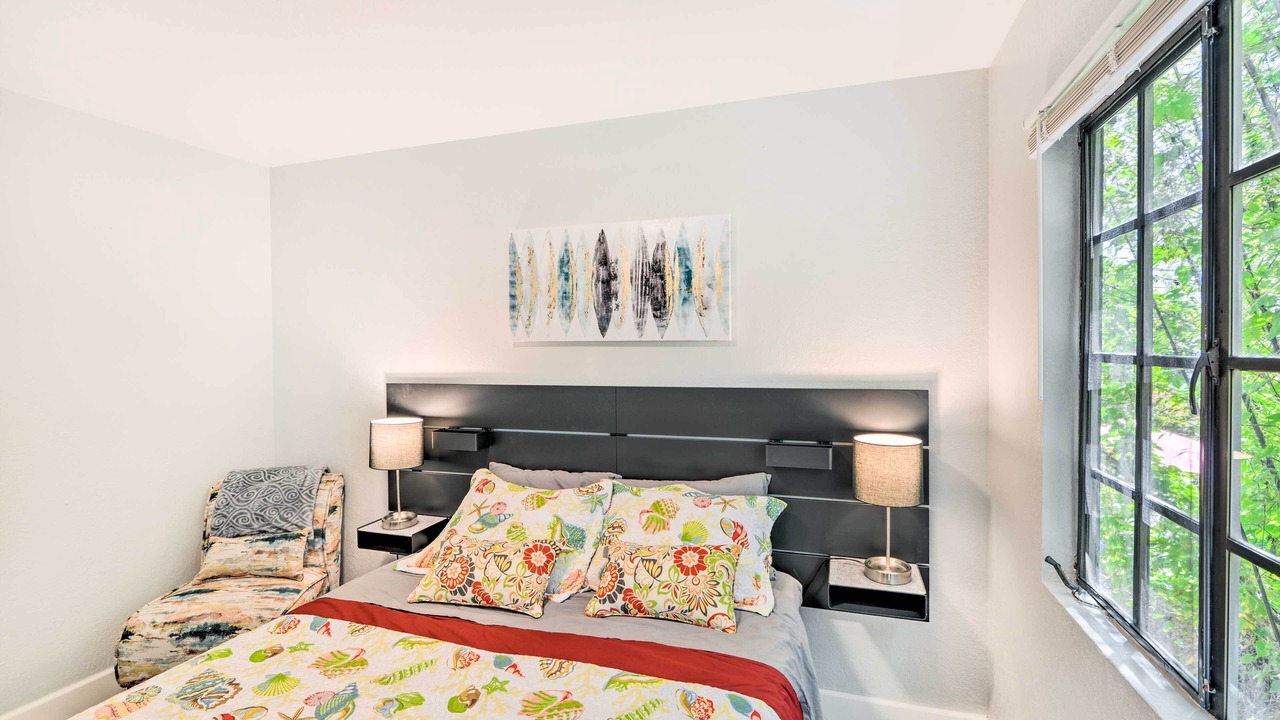 Photo of Bedroom in Downtown Monterey