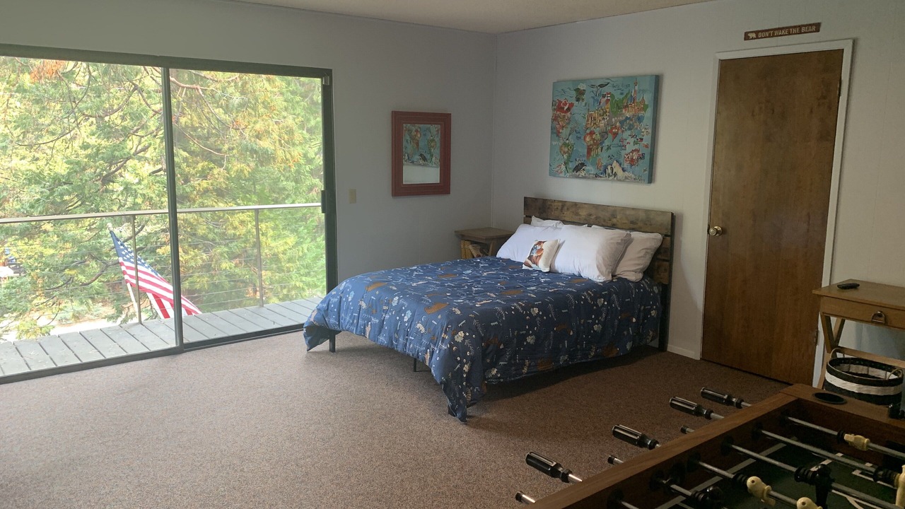 Photo of Bedroom in Sierra Cedars