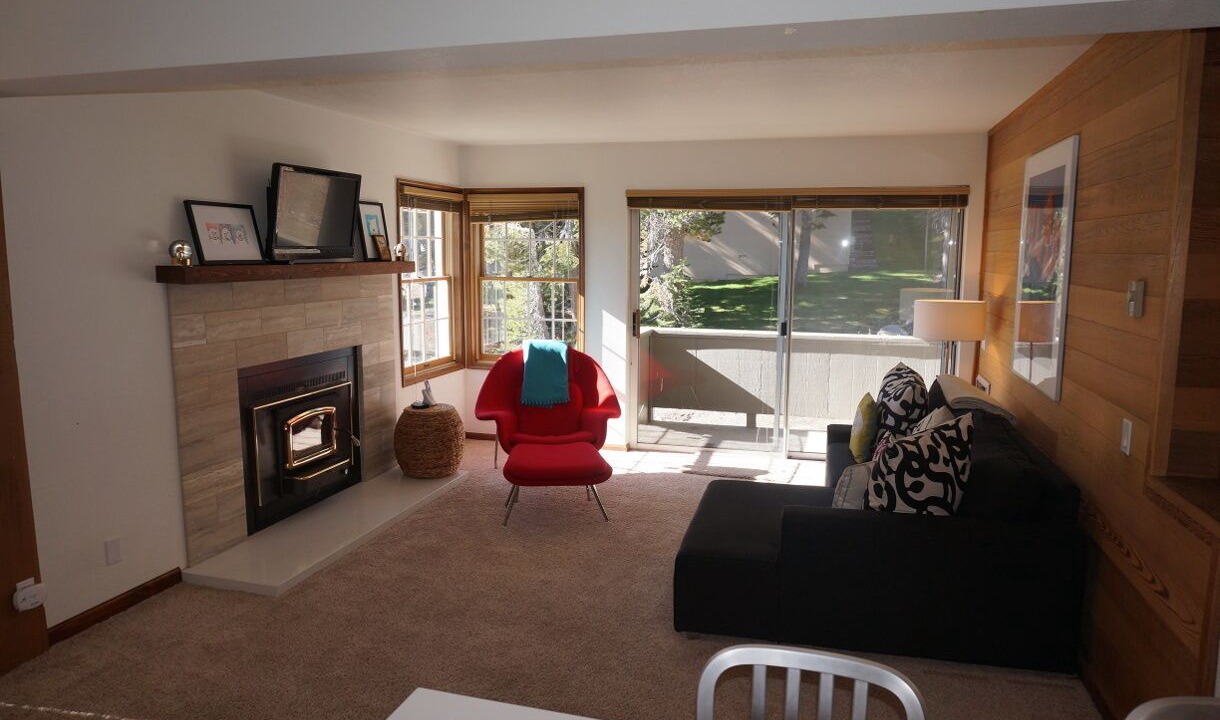 Photo of Livingroom in Mammoth Lakes