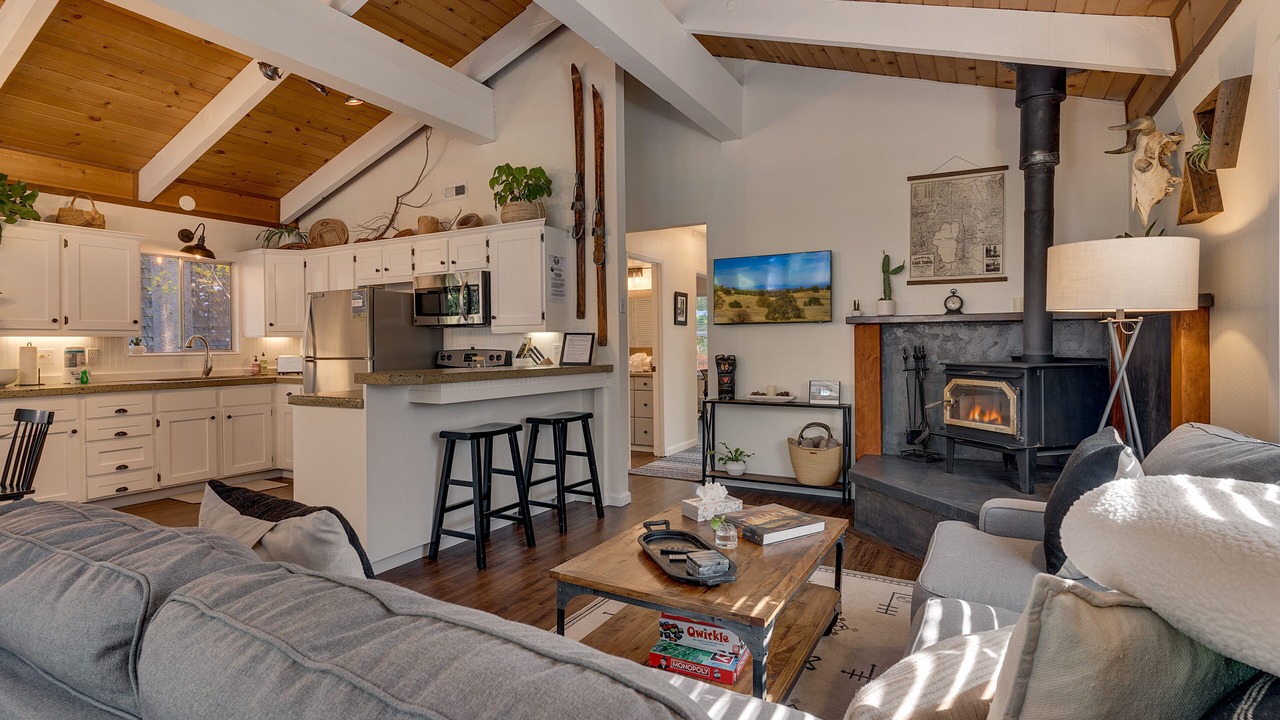 Photo of Livingroom in Tahoma