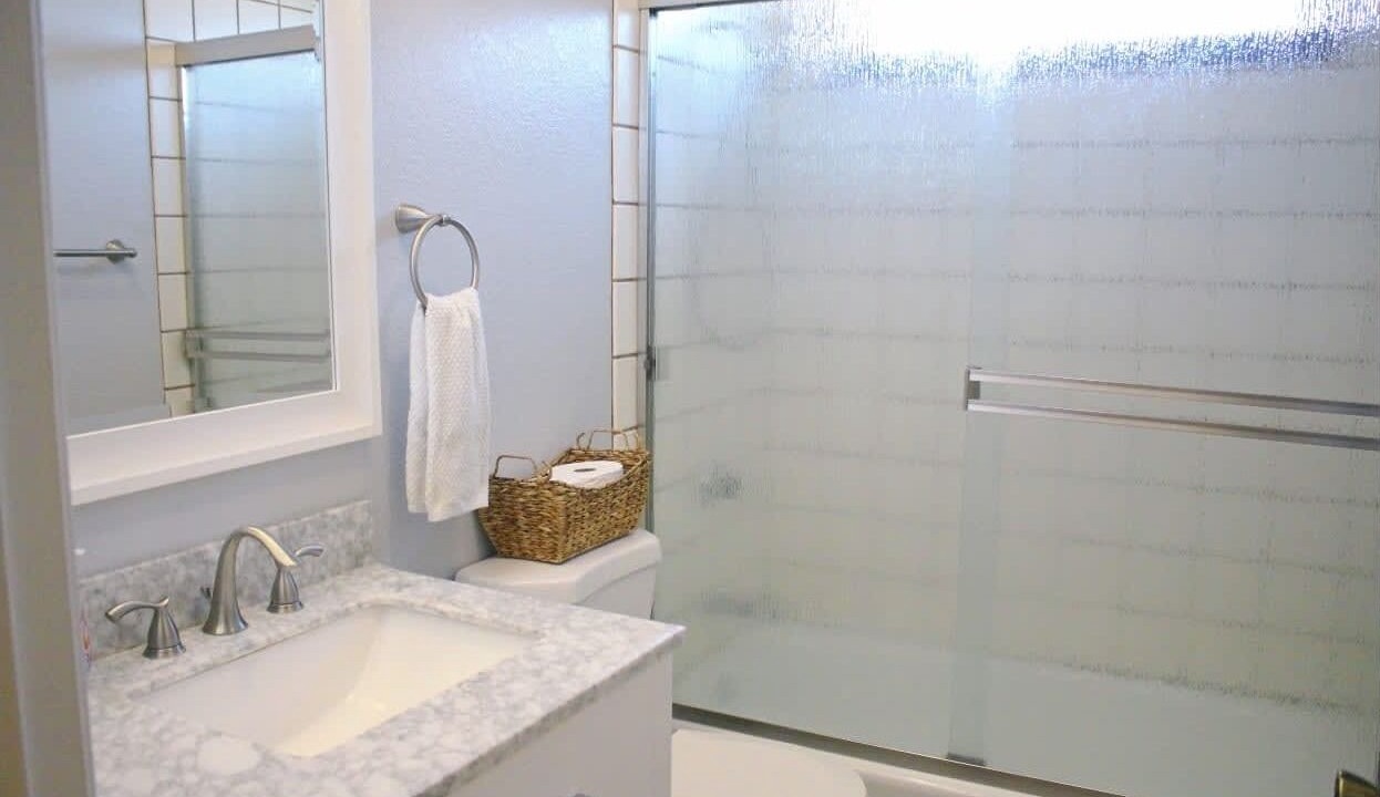 Photo of Bathroom in Baywood Park